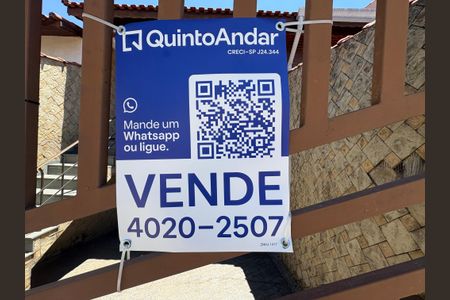 Casa à venda com 207m², 3 quartos e 4 vagasPlaquinha: ZNHJ-1417