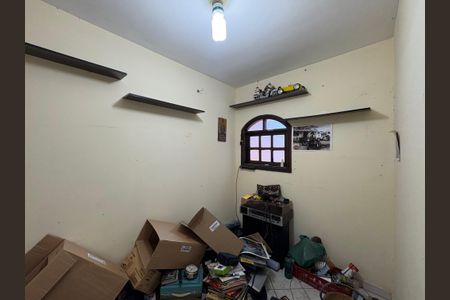 Casa à venda com 207m², 3 quartos e 4 vagasDepósito 