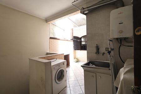 Casa à venda com 207m², 3 quartos e 4 vagasLavanderia