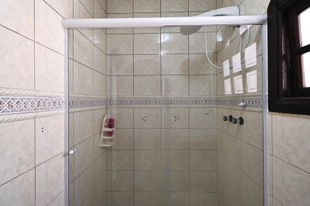 Casa à venda com 207m², 3 quartos e 4 vagasBanheiro