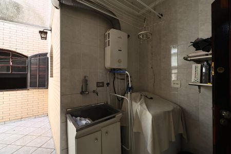 Casa à venda com 207m², 3 quartos e 4 vagasLavanderia