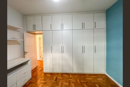 Quarto 1 de apartamento à venda com 3 quartos, 155m² em Laranjeiras, Rio de Janeiro