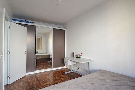 Quarto 1 de apartamento à venda com 2 quartos, 64m² em Higienópolis, Porto Alegre