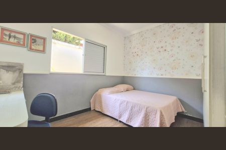 Casa de condomínio à venda com 214m², 3 quartos e 2 vagas Casa de condomínio à venda com 214m², 3 quartos e 2 vagasQuarto 1