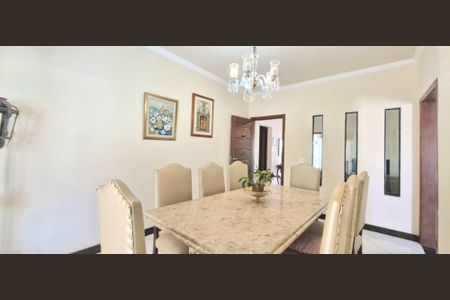 Sala de Jantar de casa de condomínio à venda com 3 quartos, 214m² em Cascalheira, Lagoa Santa