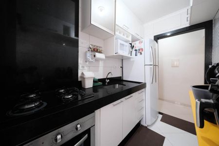 Apartamento à venda com 55m², 2 quartos e 1 vagaCozinha