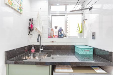 Apartamento à venda com 63m², 3 quartos e 1 vagaÁrea de Serviço