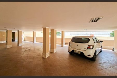 Apartamento à venda com 280m², 4 quartos e 7 vagas Apartamento à venda com 280m², 4 quartos e 7 vagasGaragem