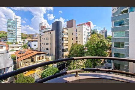Apartamento à venda com 280m², 4 quartos e 7 vagas Apartamento à venda com 280m², 4 quartos e 7 vagasVaranda da Sala