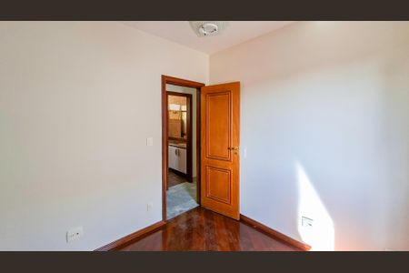 Apartamento à venda com 280m², 4 quartos e 7 vagas Apartamento à venda com 280m², 4 quartos e 7 vagasSuíte 1