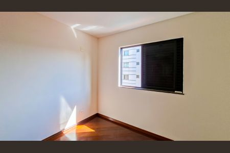 Apartamento à venda com 280m², 4 quartos e 7 vagas Apartamento à venda com 280m², 4 quartos e 7 vagasQuarto 2