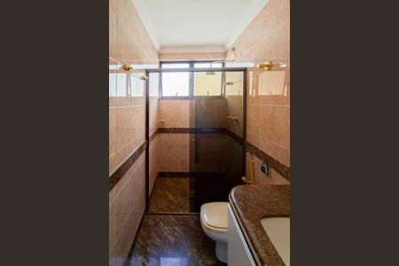 Apartamento à venda com 280m², 4 quartos e 7 vagas Apartamento à venda com 280m², 4 quartos e 7 vagasBanheiro