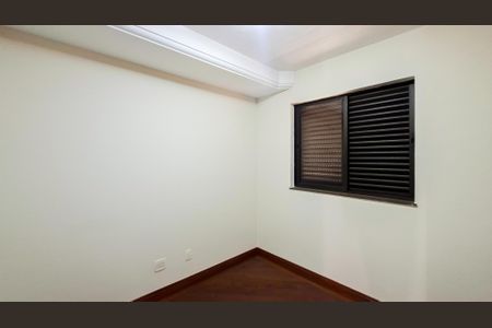 Apartamento à venda com 280m², 4 quartos e 7 vagas Apartamento à venda com 280m², 4 quartos e 7 vagasSuíte 2