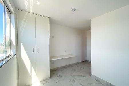 Apartamento à venda com 60m², 2 quartos e 2 vagasSuite 