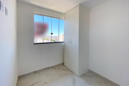 Apartamento à venda com 60m², 2 quartos e 2 vagasQuarto 