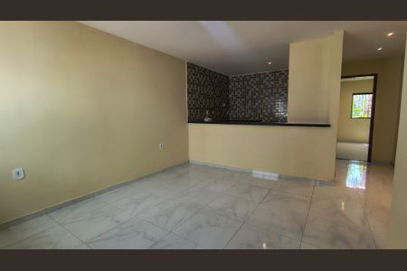 Sala de casa à venda com 2 quartos, 65m² em Vargem Grande, Rio de Janeiro