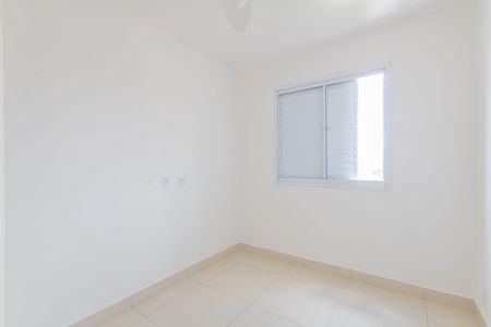 Quarto 1 de apartamento para alugar com 2 quartos, 47m² em Novo Osasco, Osasco