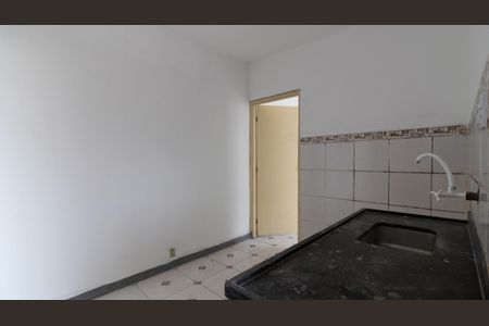 Casa para alugar com 48m², 1 quarto e sem vaga Casa para alugar com 48m², 1 quarto e sem vagaCozinha