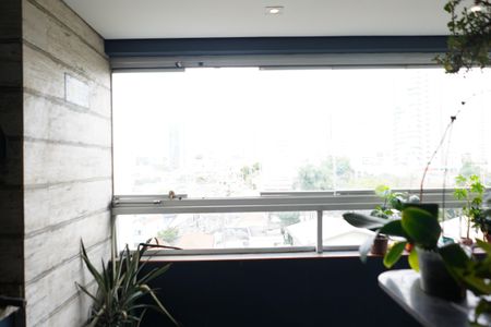 Apartamento à venda com 74m², 3 quartos e 1 vagaVaranda