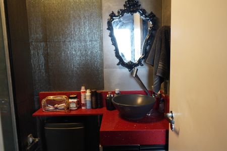 Apartamento à venda com 74m², 3 quartos e 1 vagaBanheiro da Suíte