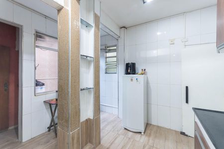 Apartamento à venda com 102m², 2 quartos e 1 vagaCozinha