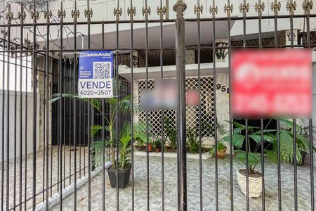 Apartamento à venda com 102m², 2 quartos e 1 vagaPlaquinha