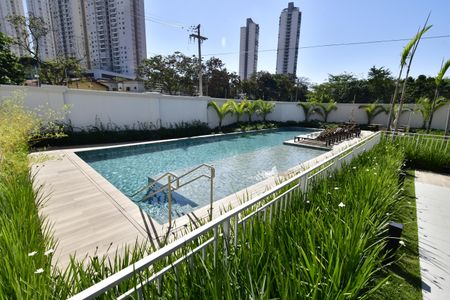 Apartamento à venda com 67m², 2 quartos e 2 vagasÁrea comum - Piscina