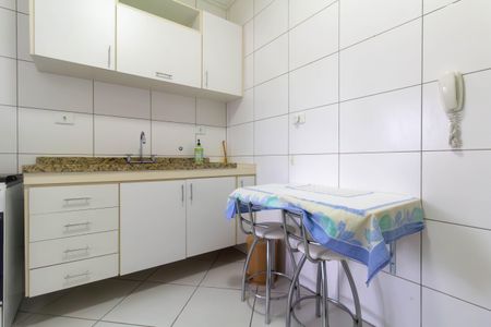 Apartamento para alugar com 74m², 2 quartos e 1 vagaCozinha