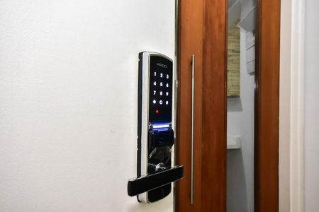 Fechadura Eletrônica de apartamento para alugar com 2 quartos, 50m² em Jardim Ampliacao, São Paulo