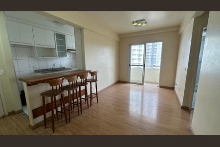 Sala de apartamento para alugar com 2 quartos, 57m² em Vila Pouso Alegre, Barueri