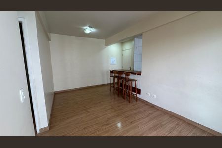 Apartamento para alugar com 57m², 2 quartos e 2 vagas Apartamento para alugar com 57m², 2 quartos e 2 vagasSala