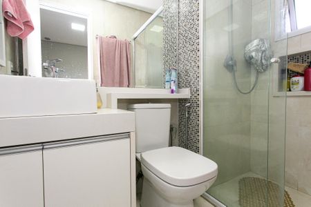 Apartamento à venda com 80m², 2 quartos e sem vaga Apartamento à venda com 80m², 2 quartos e sem vagaBanheiro da Suíte 1