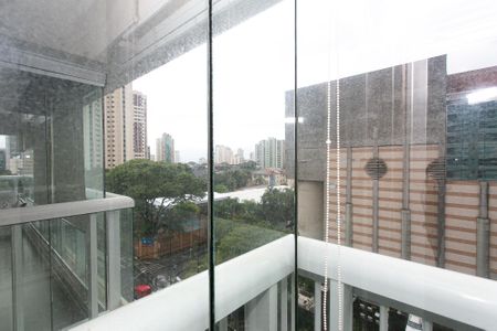 Apartamento à venda com 80m², 2 quartos e sem vaga Apartamento à venda com 80m², 2 quartos e sem vagaVaranda da Suíte 1