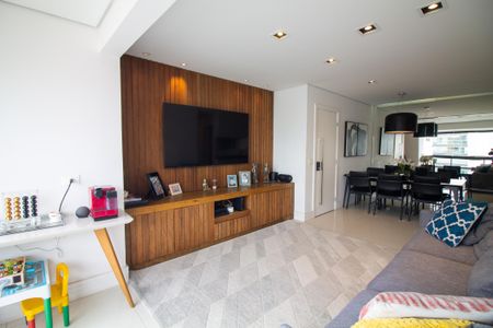 Apartamento à venda com 116m², 3 quartos e 2 vagas Apartamento à venda com 116m², 3 quartos e 2 vagasSala