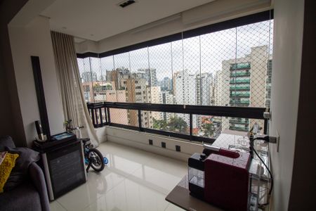 Apartamento à venda com 116m², 3 quartos e 2 vagas Apartamento à venda com 116m², 3 quartos e 2 vagasVaranda