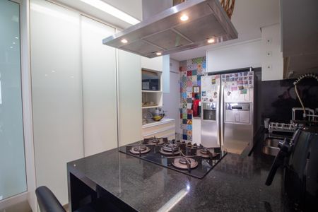 Apartamento à venda com 116m², 3 quartos e 2 vagas Apartamento à venda com 116m², 3 quartos e 2 vagasCozinha