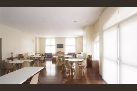 Apartamento à venda com 116m², 3 quartos e 2 vagas Apartamento à venda com 116m², 3 quartos e 2 vagasÁrea comum - Salão de Festas