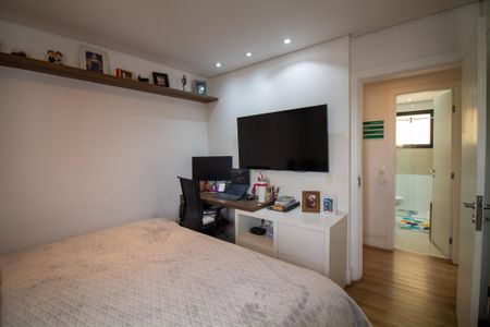 Apartamento à venda com 116m², 3 quartos e 2 vagas Apartamento à venda com 116m², 3 quartos e 2 vagasQuarto 3 - Suíte