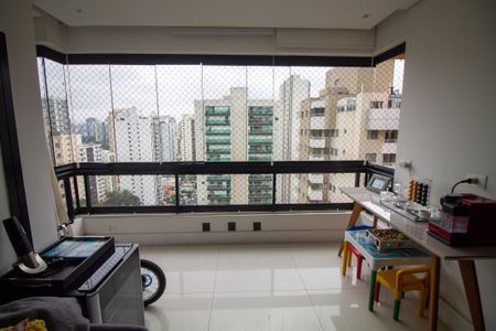 Apartamento à venda com 116m², 3 quartos e 2 vagas Apartamento à venda com 116m², 3 quartos e 2 vagasVaranda