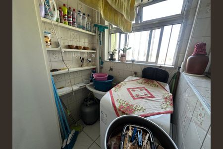 Apartamento à venda com 60m², 2 quartos e sem vaga Apartamento à venda com 60m², 2 quartos e sem vagaÁrea de Serviço