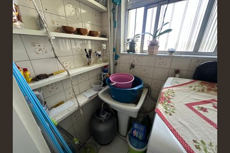 Apartamento à venda com 60m², 2 quartos e sem vaga Apartamento à venda com 60m², 2 quartos e sem vagaÁrea de Serviço