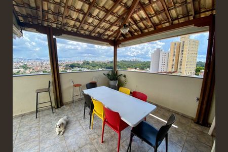 Apartamento à venda com 171m², 4 quartos e 2 vagasCobertura