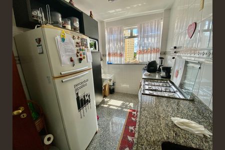 Apartamento à venda com 171m², 4 quartos e 2 vagasCozinha