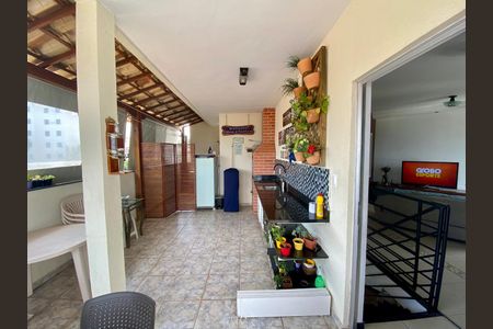 Apartamento à venda com 171m², 4 quartos e 2 vagasCobertura