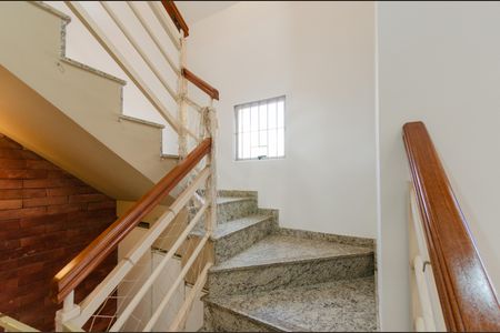 Escada de apartamento para alugar com 3 quartos, 142m² em Prado, Belo Horizonte