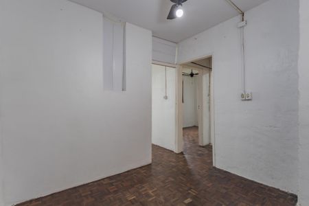 Sala de apartamento à venda com 2 quartos, 43m² em Rubem Berta, Porto Alegre