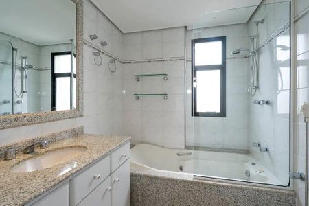 Foto 03 de apartamento à venda com 3 quartos, 164m² em Vila Andrade, São Paulo