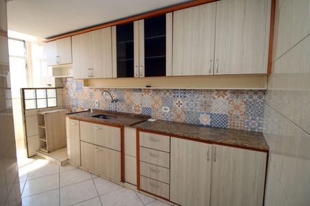 Apartamento à venda com 65m², 2 quartos e 1 vagaCozinha