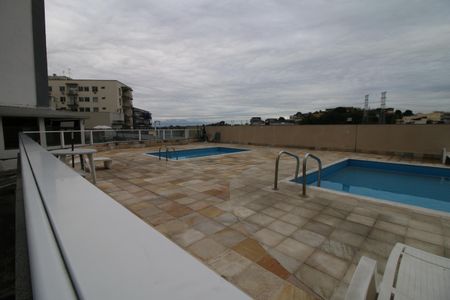 Apartamento à venda com 65m², 2 quartos e 1 vagaÁrea comum - Piscina