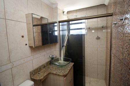 Apartamento à venda com 65m², 2 quartos e 1 vagaBanheiro